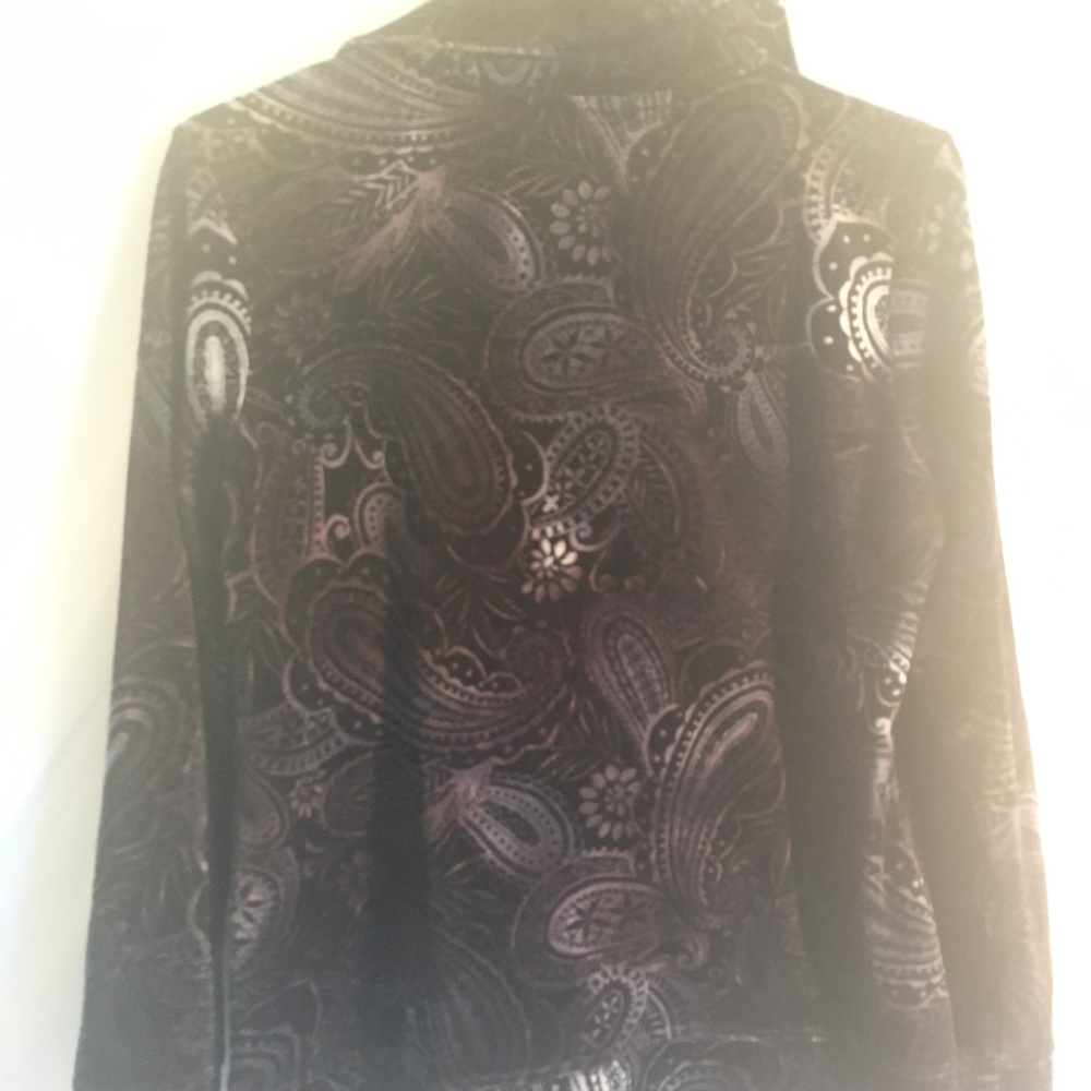 Style & Co Sport velvet like travel suit. Size P/M
